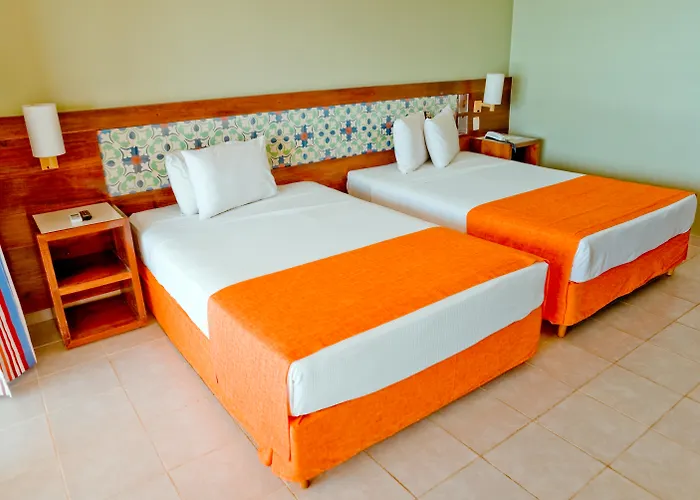 Gran Hotel Stella Maris Urban Resort & Conventions